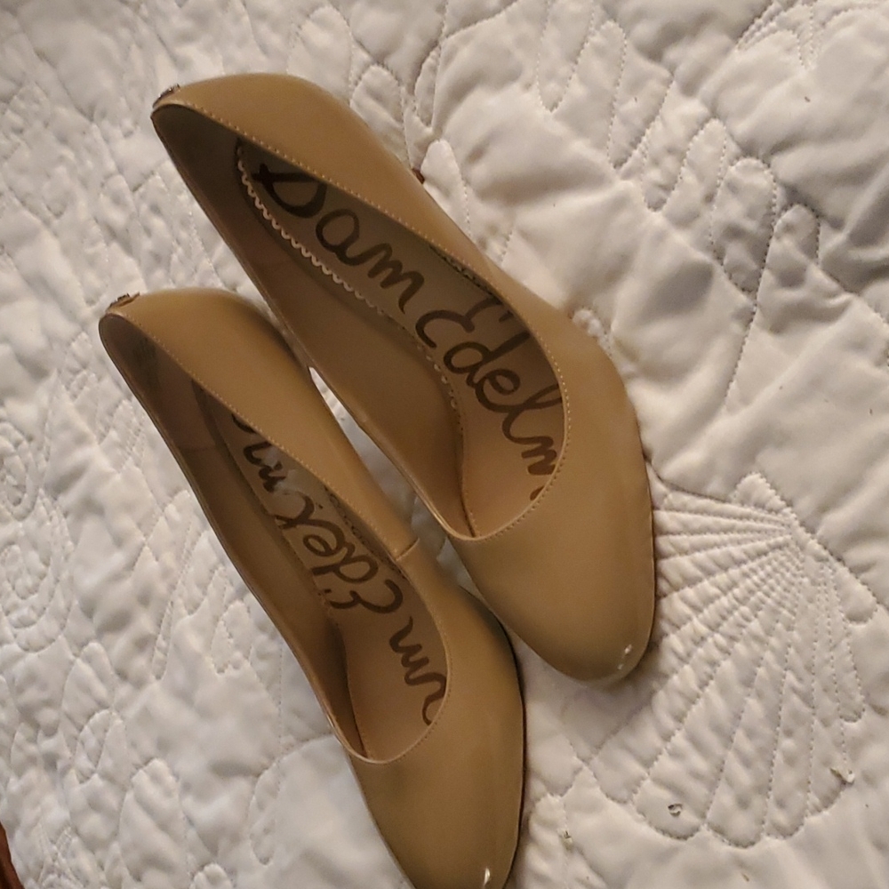 Sam Elelman nude heels